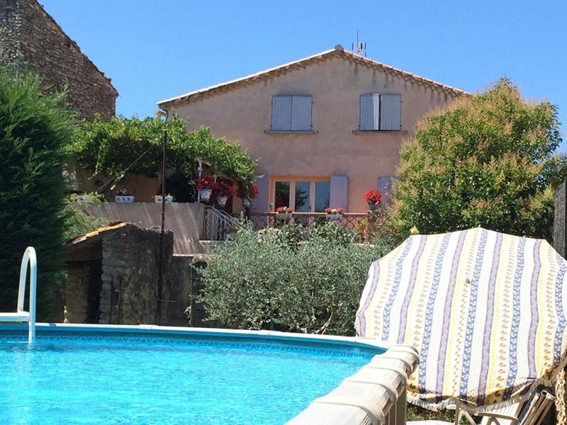 Maison - 210 m² - 8 pièces