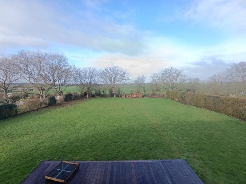 Maison - 140 m² - 7 pièces