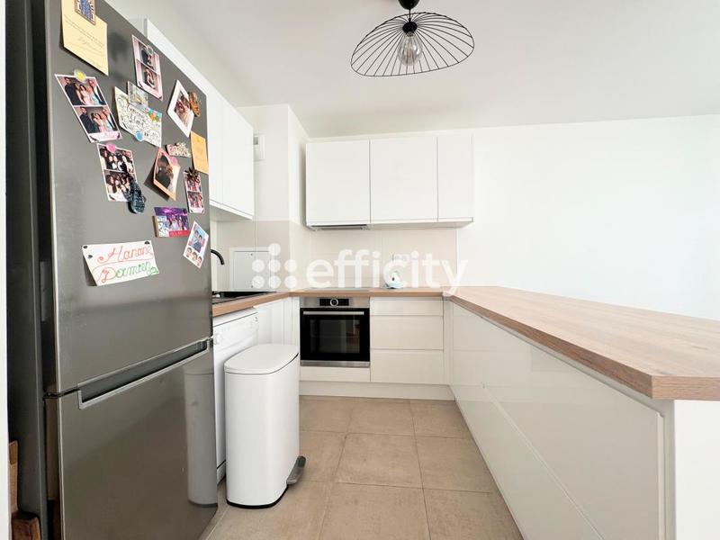 Appartement - 70 m² - 3 pièces