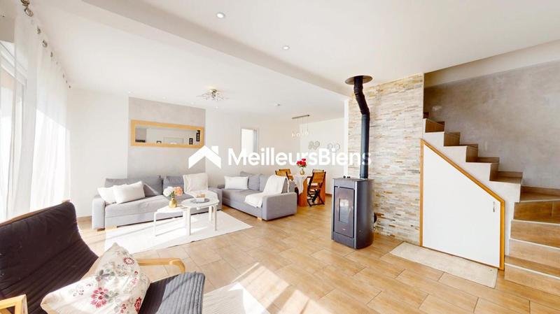 Maison - 114 m² - 5 pièces