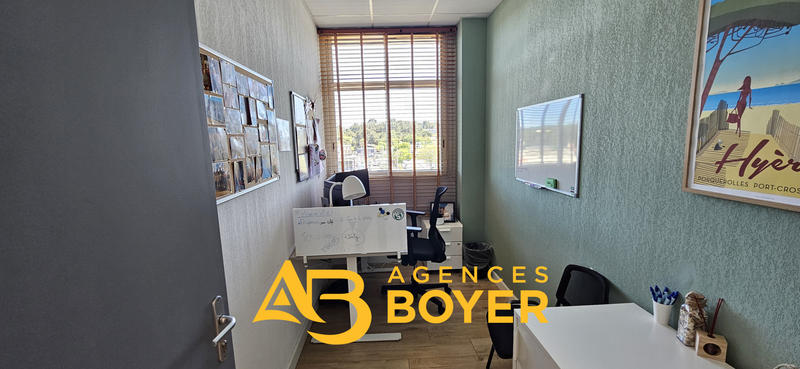 Local commercial - 106 m²