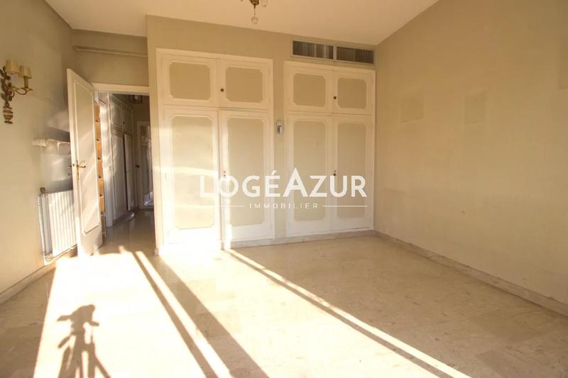 Appartement - 115 m² - 4 pièces