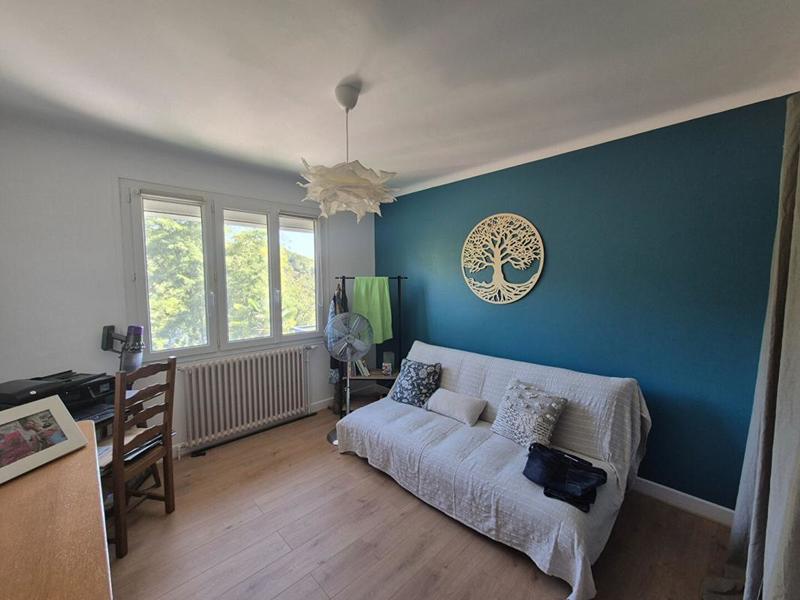 Maison - 221 m² - 7 pièces