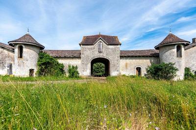 Château - 366 m² - 12 pièces