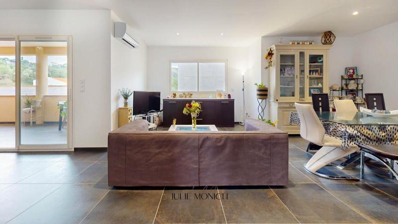 Maison - 118 m² - 6 pièces