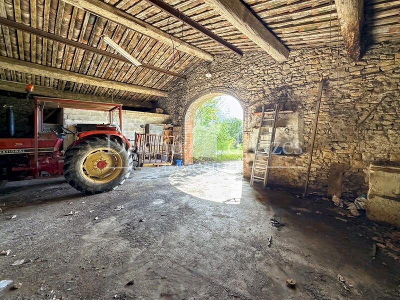 Maison - 207 m² - 10 pièces