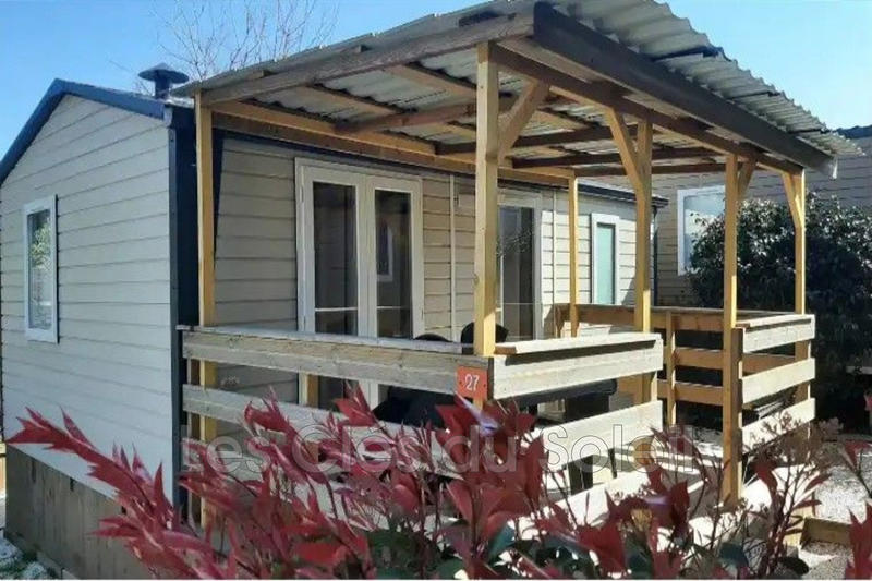 Fonds de commerce - Magasins - 9 700 m²