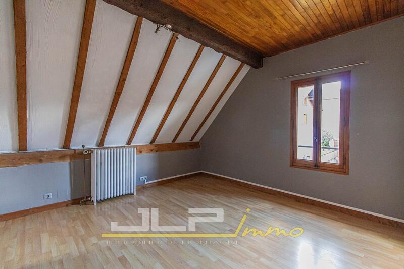Maison - 91 m² - 4 pièces
