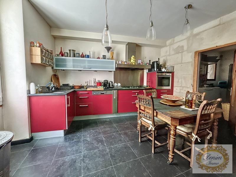 Maison - 268 m² - 6 pièces