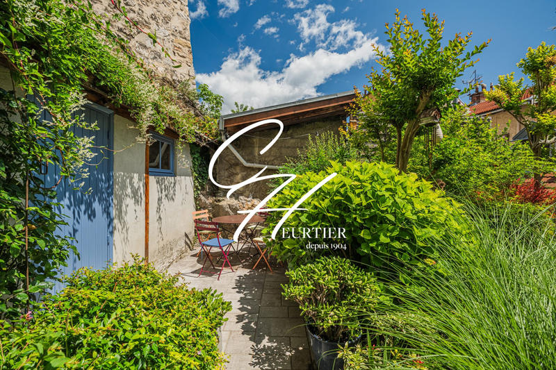 Appartement - 183 m² - 5 pièces