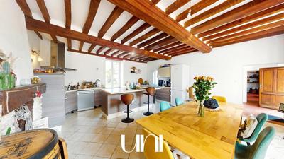 Maison - 150 m² - 4 pièces