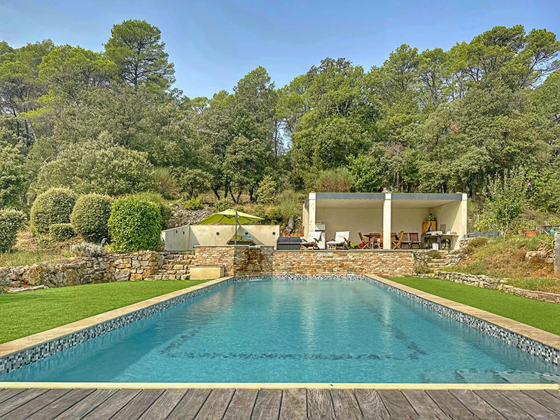 Maison - 226 m² - 10 pièces