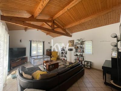 Maison - 135 m² - 5 pièces