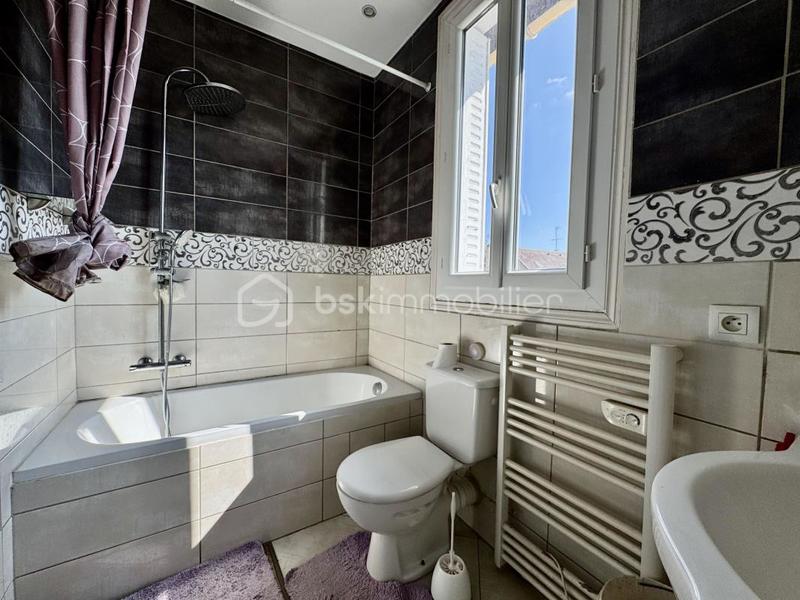 Maison - 100 m² - 5 pièces