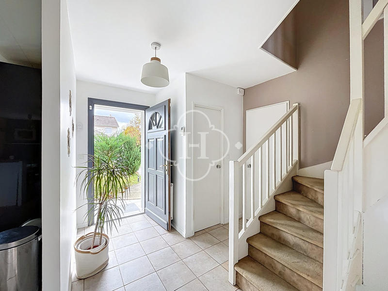 Maison - 145 m² - 7 pièces