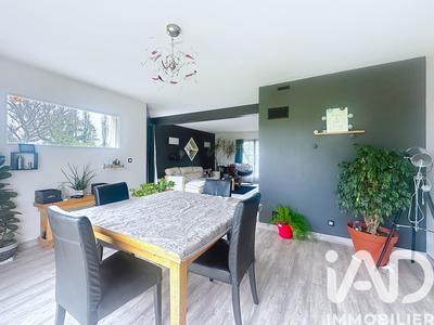 Maison - 163 m² - 6 pièces