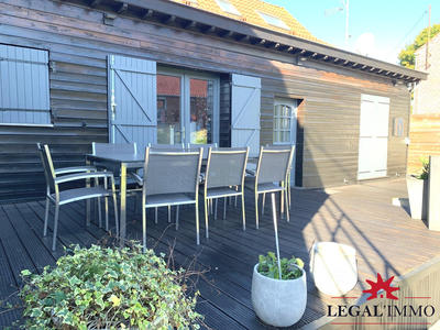 Maison traditionnelle - 187 m² - 7 pièces