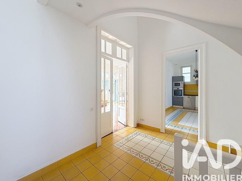 Maison - 179 m² - 7 pièces