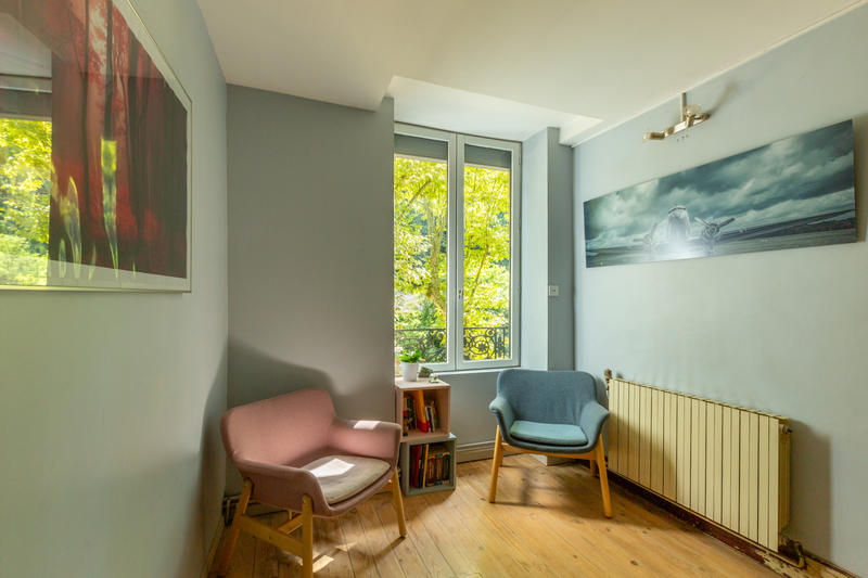 Maison - 245 m² - 7 pièces