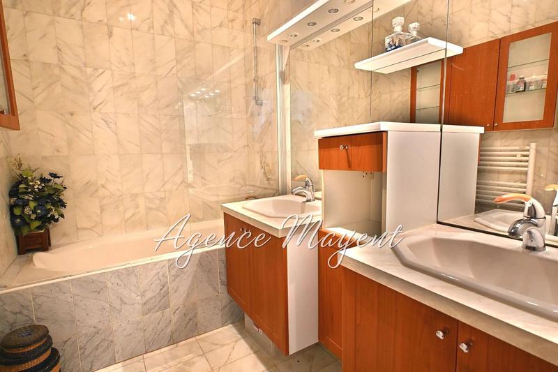 Appartement - 67 m² - 2 pièces