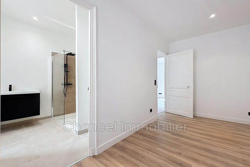 Maison de ville - 221 m² - 6 pièces