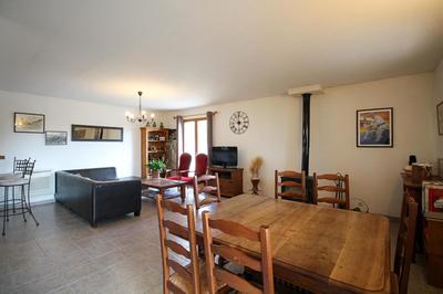 Maison - 124 m² - 8 pièces