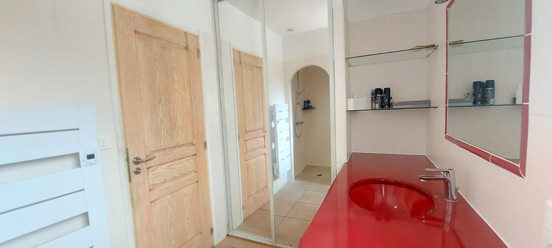 Villa - 130 m² - 5 pièces