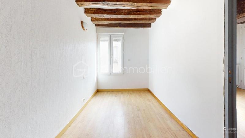 Maison - 150 m² - 10 pièces