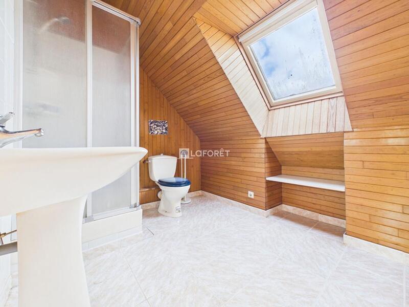 Maison - 135 m² - 7 pièces