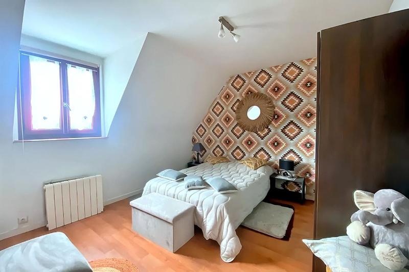 Maison - 232 m² - 5 pièces