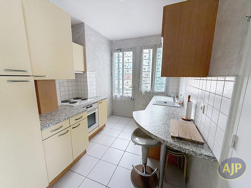 Appartement - 70 m² - 2 pièces