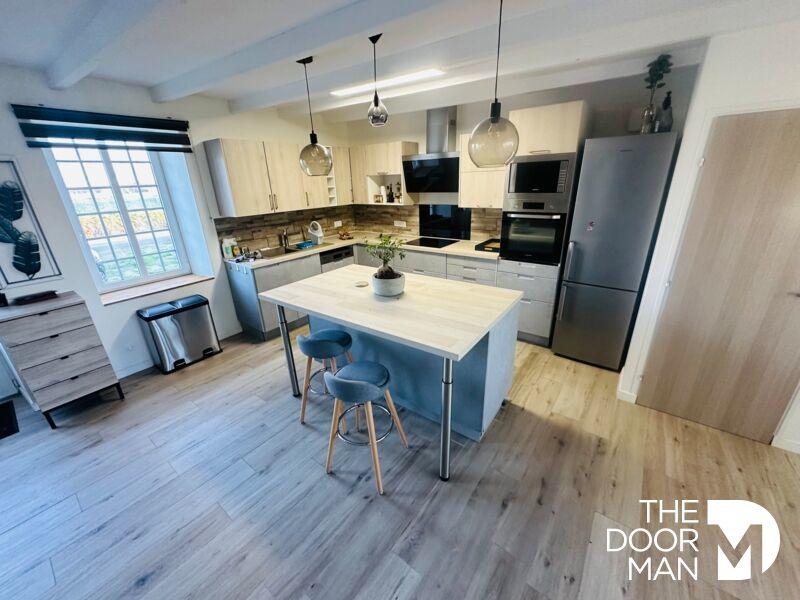 Maison en pierre - 144 m² - 4 pièces