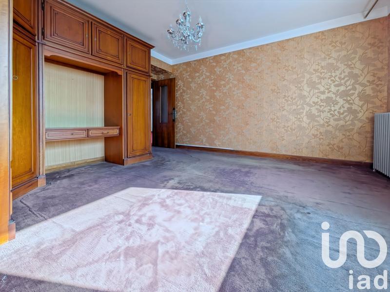 Appartement - 136 m² - 6 pièces