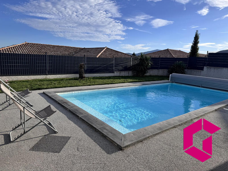Villa - 102 m² - 5 pièces