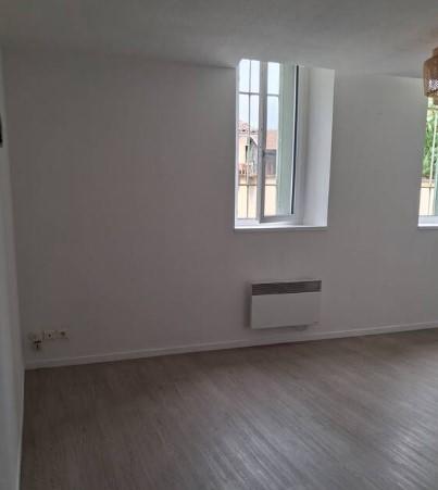 Studio - 30 m² - 1 pièce