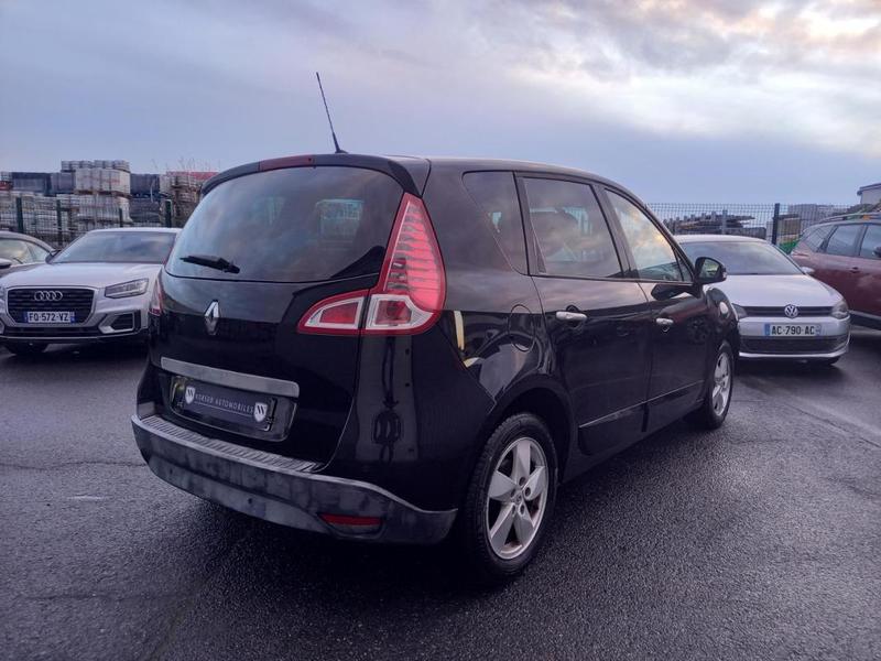 Renault Scénic 1.9 dCi 130 Ch Expression