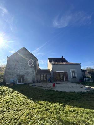 Maison de village - 182 m² - 6 pièces