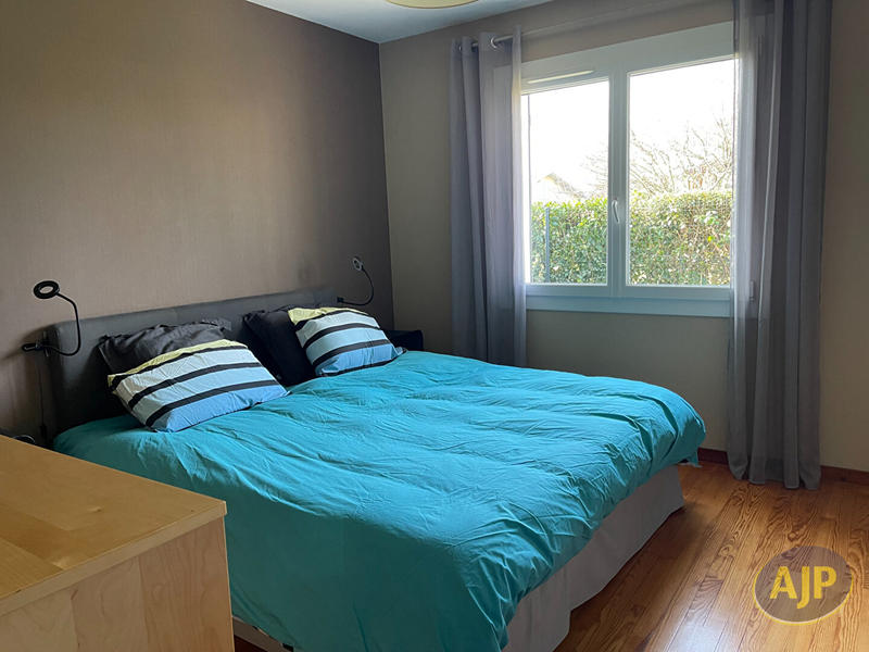 Maison - 185 m² - 6 pièces