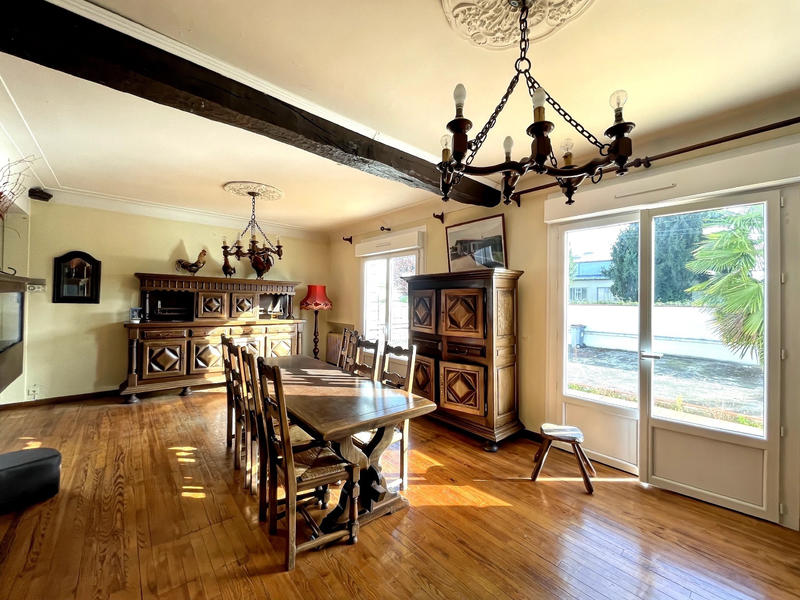 Maison - 122 m² - 6 pièces