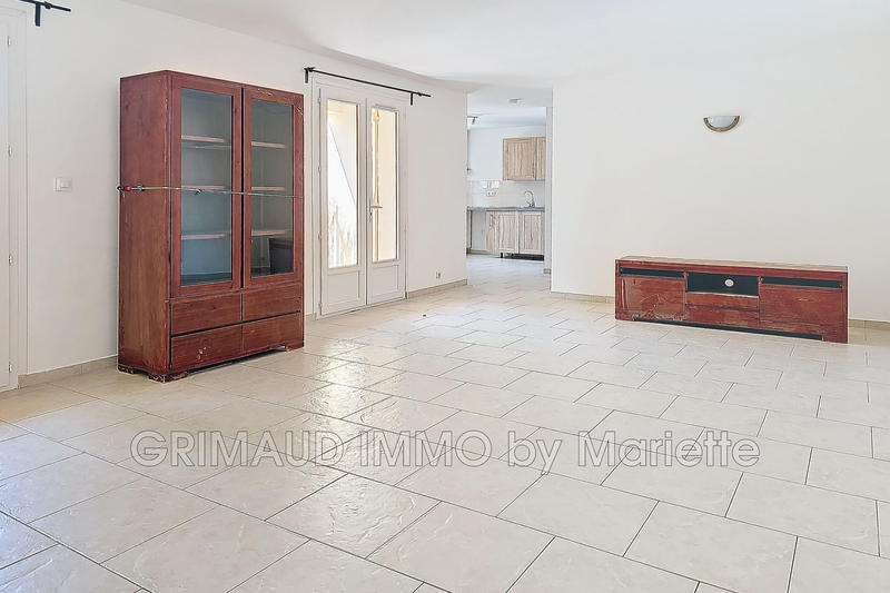 Appartement - 72 m² - 3 pièces