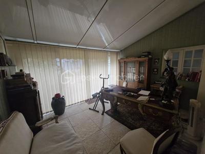 Maison traditionnelle - 163 m² - 6 pièces