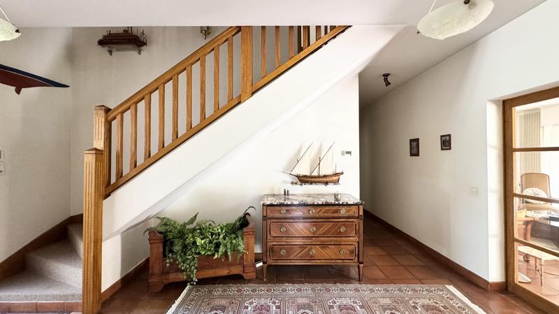 Maison d'architecte - 212 m² - 8 pièces