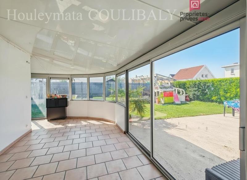 Maison - 111 m² - 5 pièces