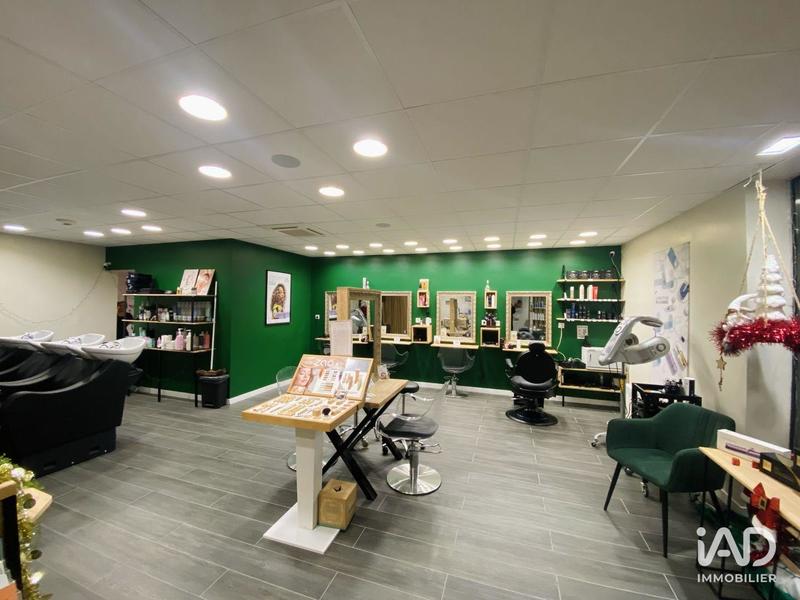 Local commercial - 147 m²