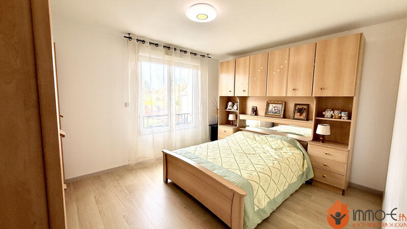 Maison - 160 m² - 8 pièces