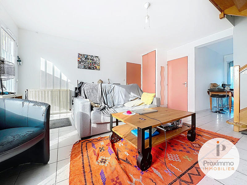 Maison - 92 m² - 5 pièces