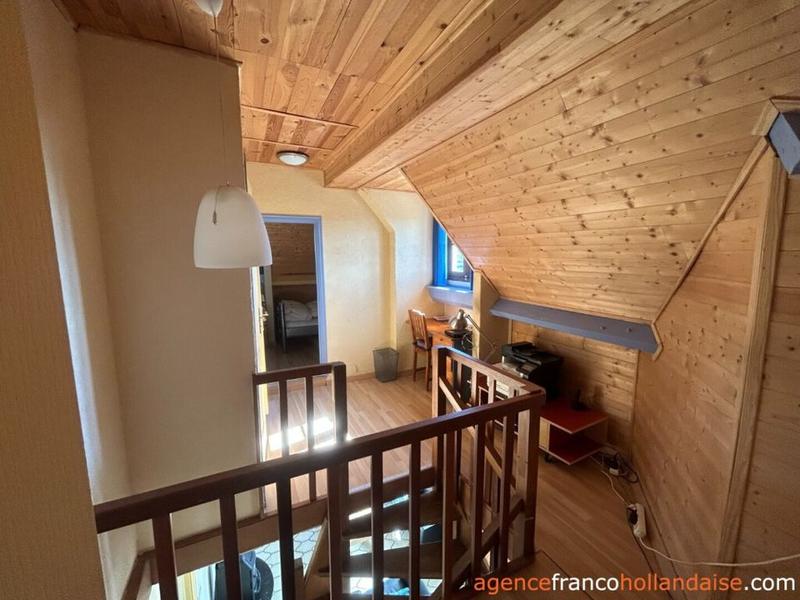 Maison - 101 m² - 6 pièces