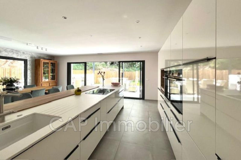 Villa - 145 m² - 5 pièces