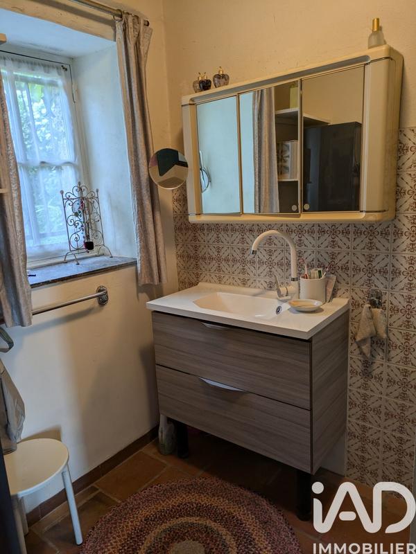 Maison - 217 m² - 6 pièces