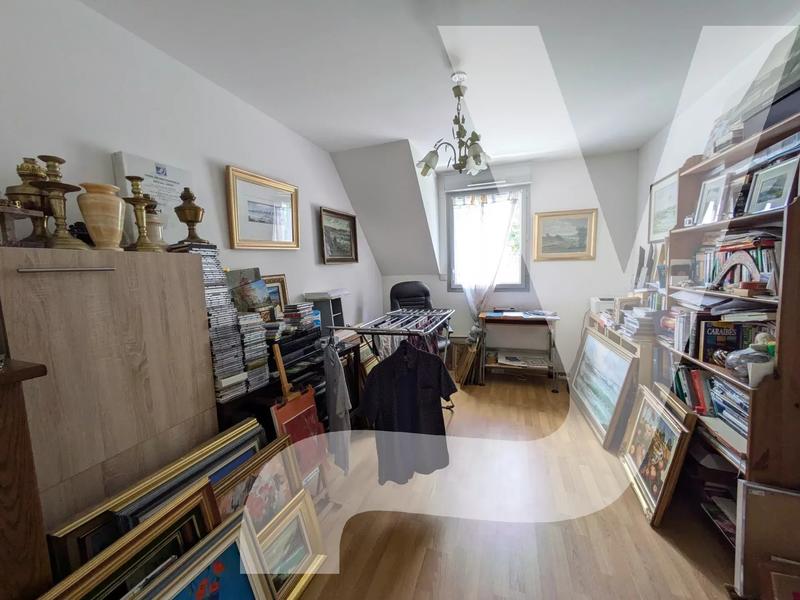 Appartement - 112 m² - 5 pièces